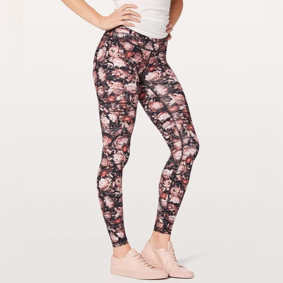 lululemon athletica Pants - Lululemon Athletica Wunder Under Hi-Rise Tight *Nulux in Peony Multi Size 6 EUC